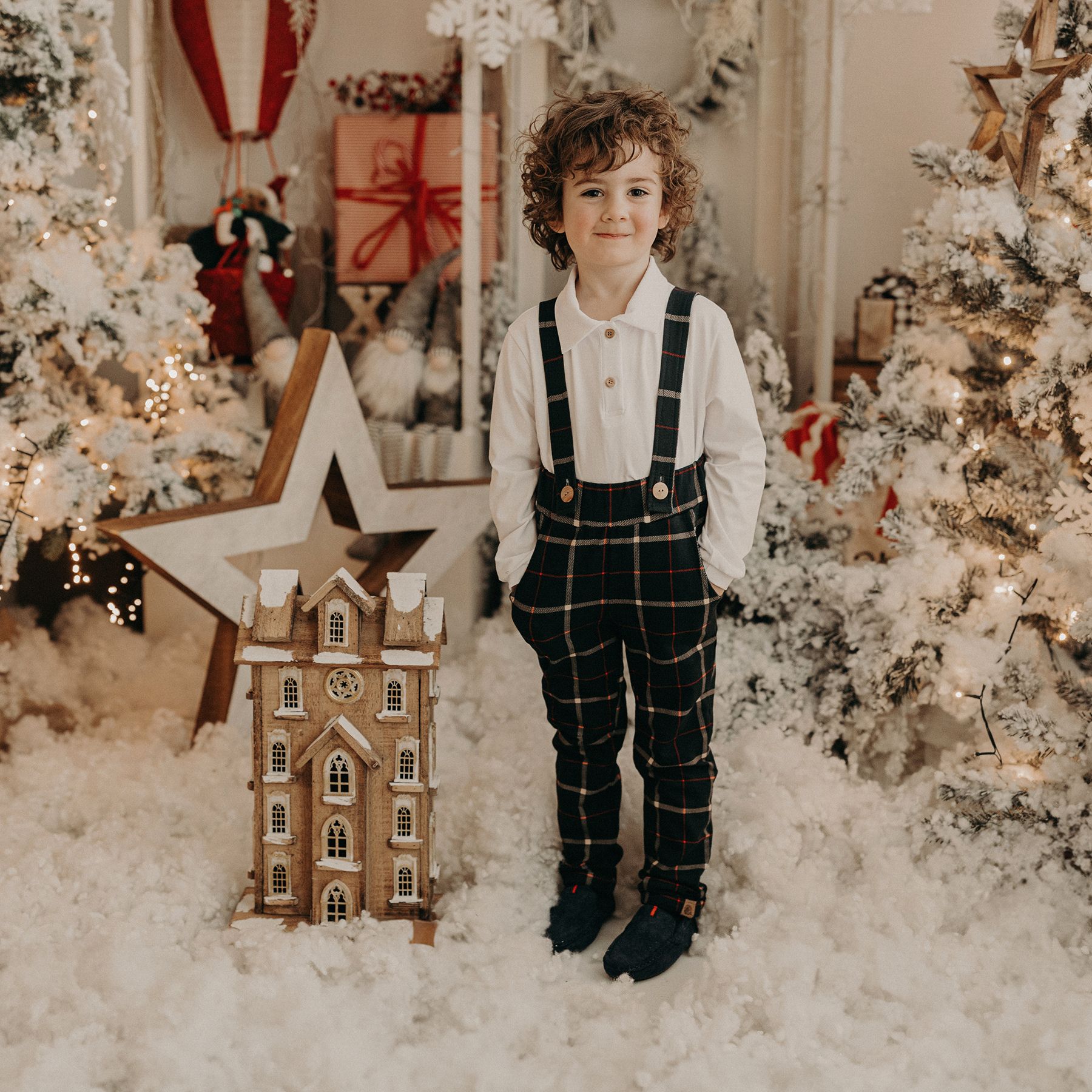 eleganckie spodnie chłopięce na święta